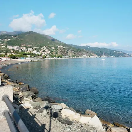 Gramsci - Arenzanohost * Arenzano